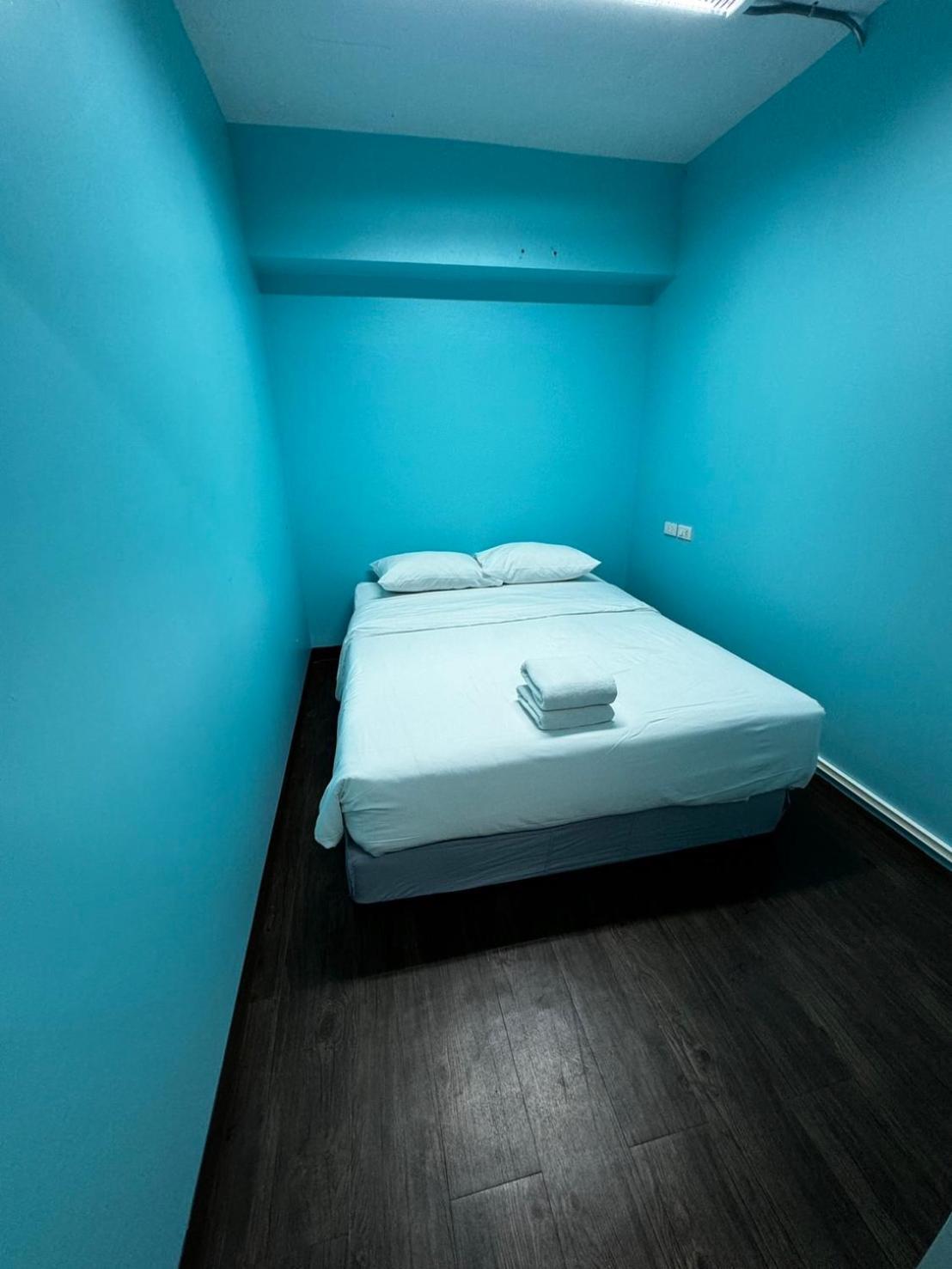 Standard Double Room with Shared Bathroom