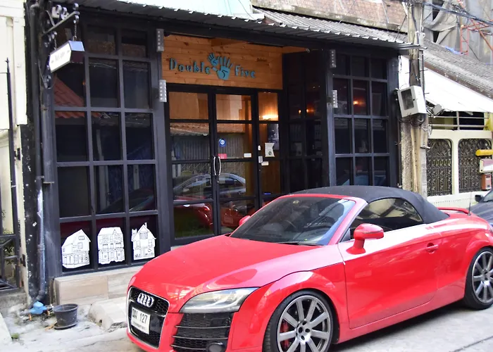 Double Five Hostel Bangkok